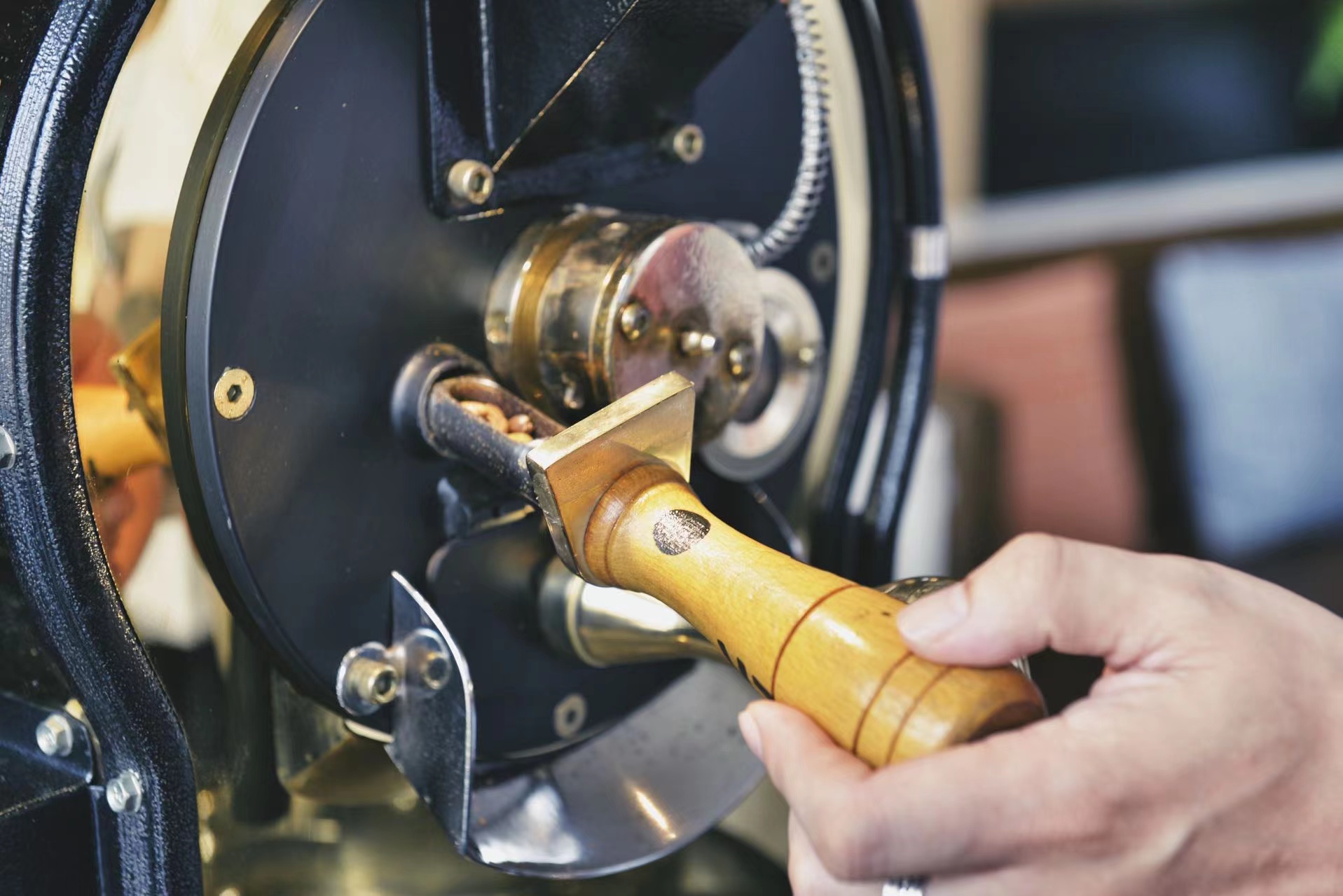 万咖啡首炉自烘焙 (5).jpg