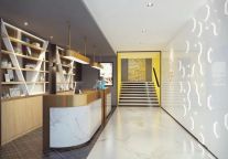 易佰酒店上海江湾镇大柏树地铁站店，抓住暑期的尾巴