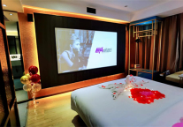 逸柏为爱助力 “520”特别礼遇甜蜜上线 浪漫旅居送给TA！