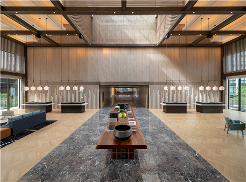 SH_MIGSI_Lobby_DSC0584-HDR.jpg