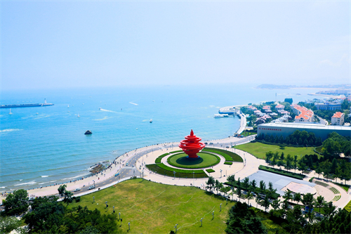 摄图网_501388413_青岛旅游地标五四广场（企业商用）.jpg