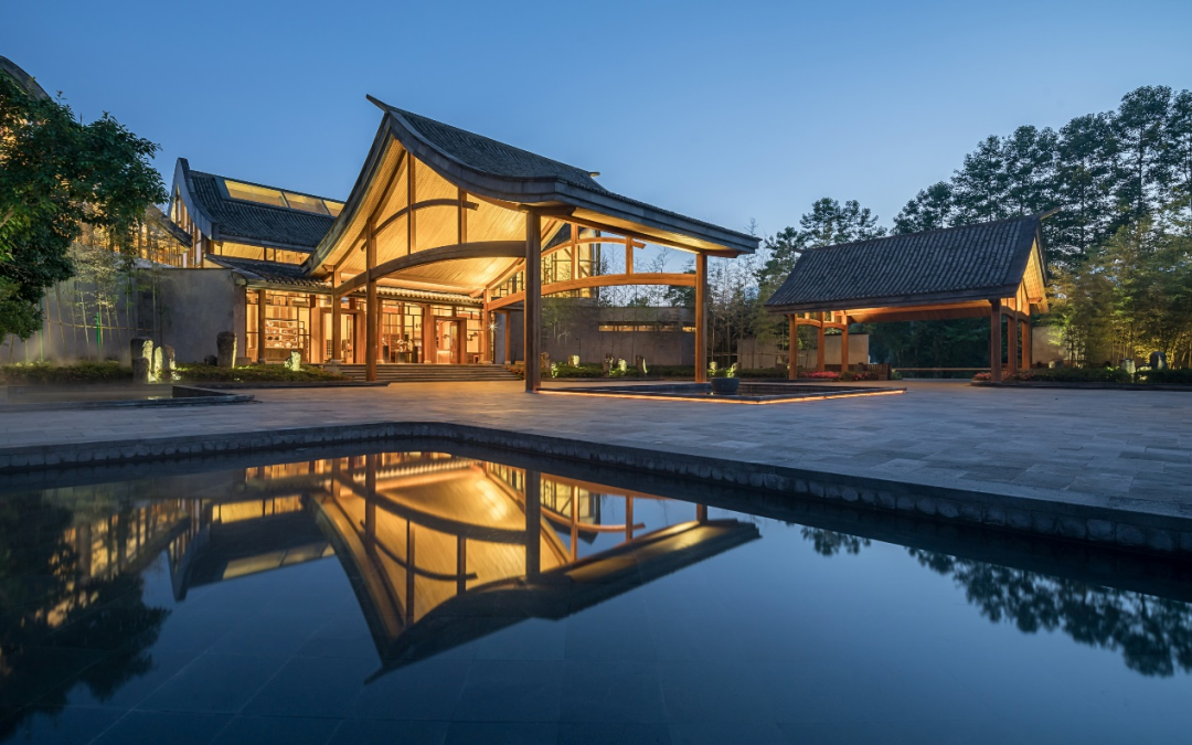 方正系接盘郑州裕达国贸酒店 万达酒管集团介入