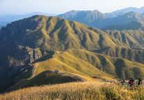 火到西半球！巴西《南美侨报》刊发萍乡武功山秋日美景图