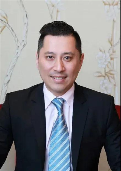 李啸先生.jpg