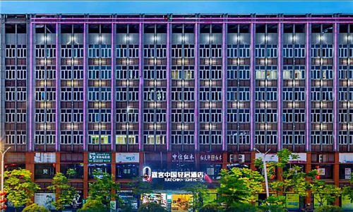 酒店外立面.jpg