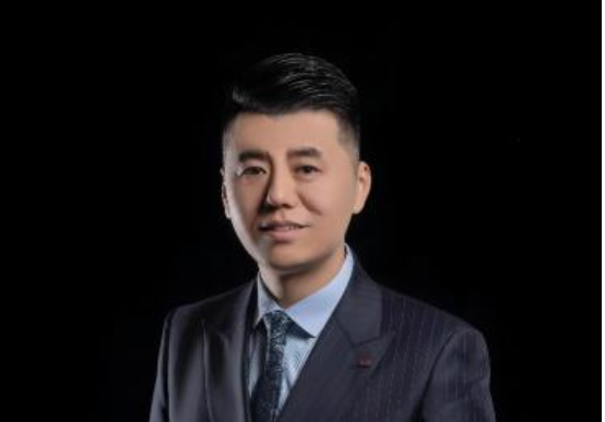 黄志伟出任福安东百城假日酒店驻店副总经理