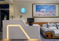 随易住锐思特酒店赤峰市乌兰布统店，去草原上策马奔腾