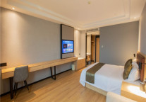 晴天盛夏，格林豪泰酒店邀您清凉游龙城