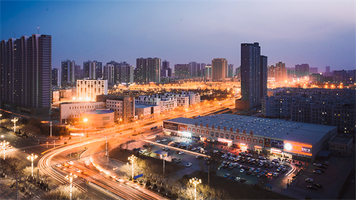 摄图网_500834027_新疆库尔勒城市夜景（企业商用）.jpg