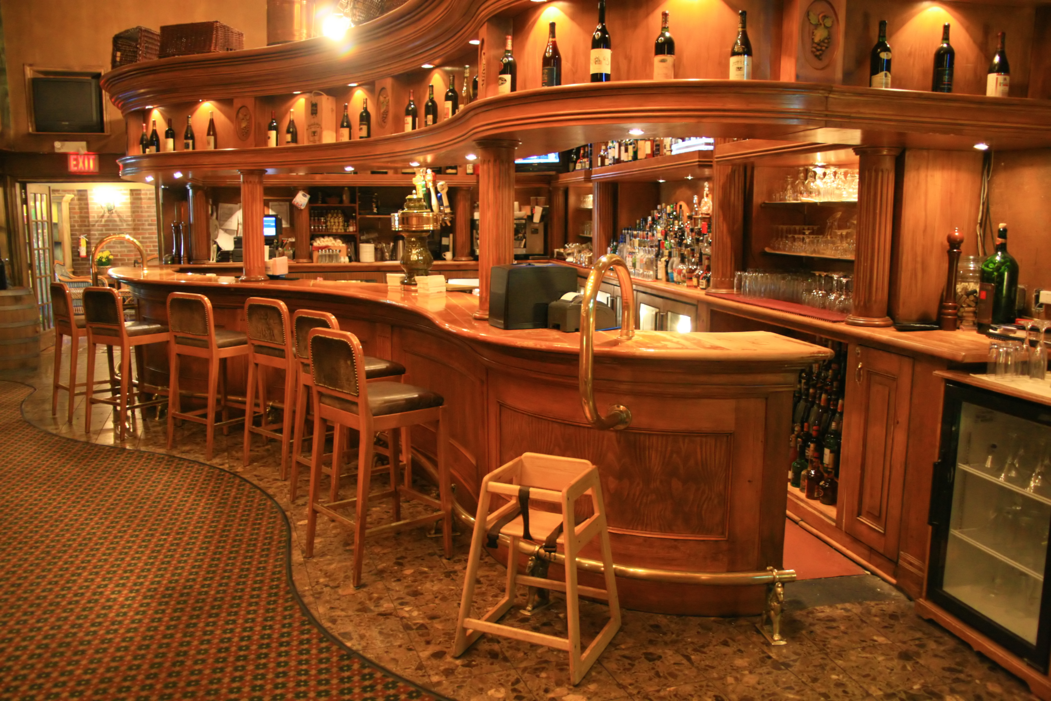 宁夏贺兰山东麓葡萄酒产区首家高端野奢度假酒店2023年投入试运行