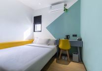 易佰酒店上海周浦万达广场店,夏至已至，“绘”制旅途