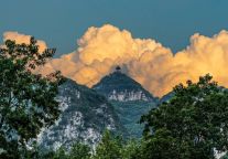 有风的地方不在远方，就藏在山西的这个大山里……