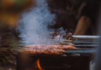 台餐饮业抢占中秋宅家烤肉商机