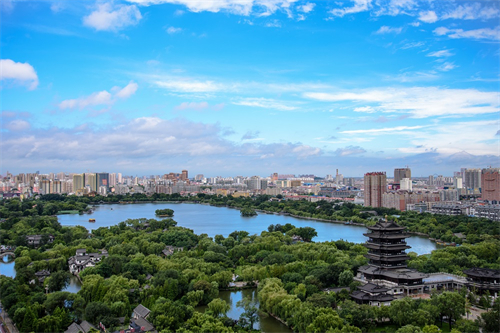 摄图网_500413997_大明湖全景（企业商用）.jpg