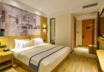 东呈集团加盟合作伙伴：28年行业经验，投资酒店少走弯路