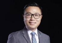 华晨就任可可托海六排房爱必侬棠岸总经理