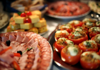 济南：11月23日起，六区餐饮经营场所暂停堂食