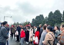 明月山迎“泉”民同泡硒温泉千人旅游团！