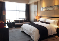 美团就三亚疫情启动紧急预案：8月14日前，住宿、门票订单免费退