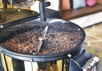 万咖啡烘焙工坊首炉自烘焙咖啡豆问世