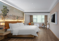 维也纳酒店联手海尔家庭医疗，打造极致安心舒睡体验，助你舒缓身心