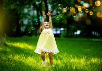 国家体育总局等部门：预计到2025年户外运动产业总规模将超3万亿元