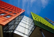 中国中免Q1营收167.82亿元 同比减少7.45%