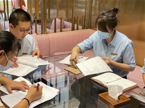 酒店人员流动率大是职业使然？亦或是企业不作为？