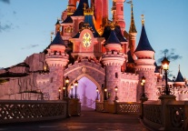 香港迪士尼乐园将于4月21日重新开放