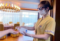 抗击疫情，安全防护，书香在行动！安心入住，放心就餐！