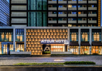 中企赴美上市回暖，亚朵集团今日登陆纳斯达克