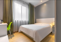 途客中国轻居酒店开封鼓楼广场店