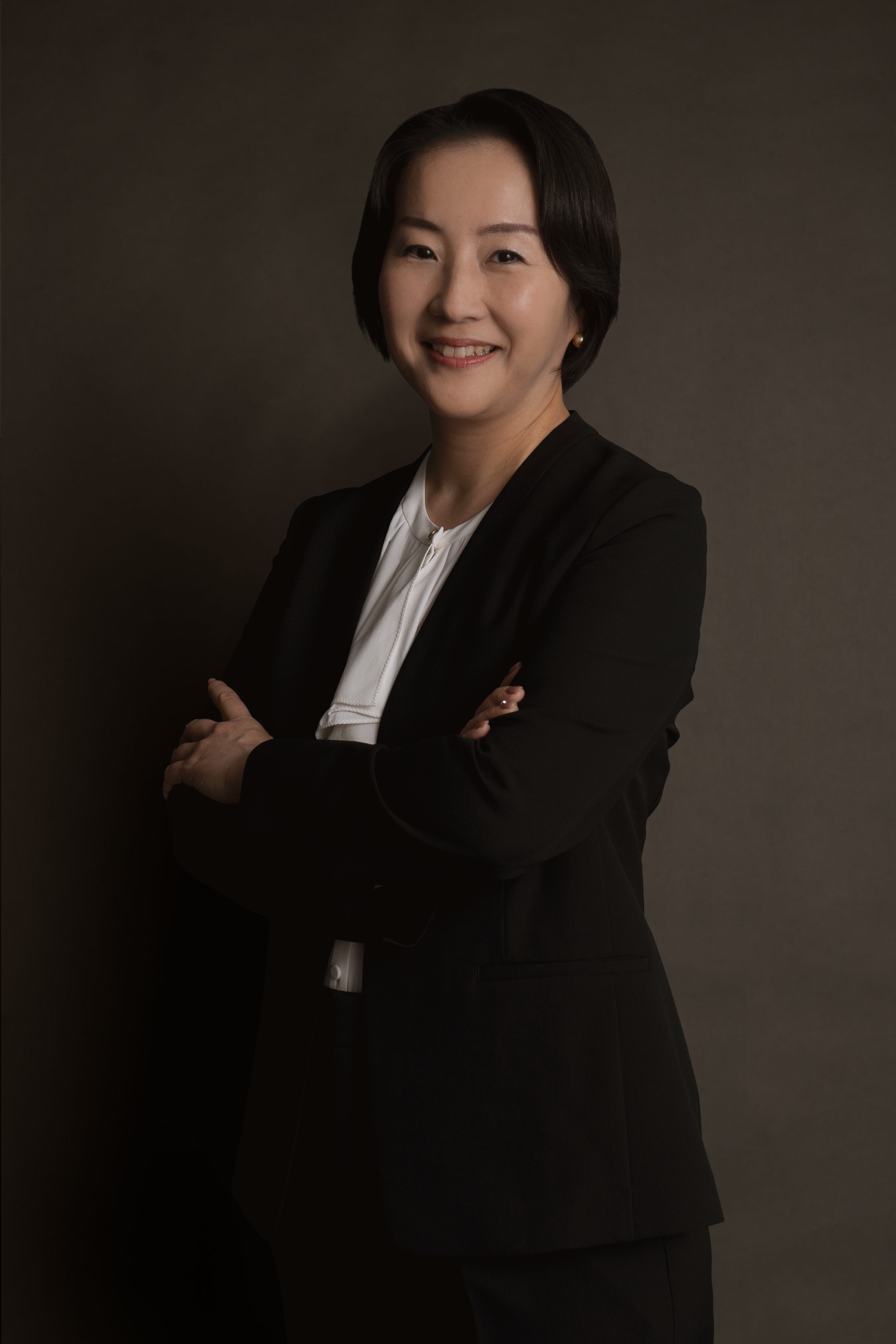 Noriko Nakayama - Rosewood Miyakojima.jpg