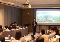 乘“冬”风享中旅盛邀，向未来赴冰雪盛宴