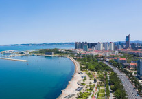 携手这家青皮树酒店，体验踏浪而行的快感