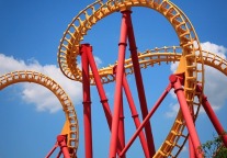 64家主题公园合计客流降幅超50% 洗牌后还能怎么玩？