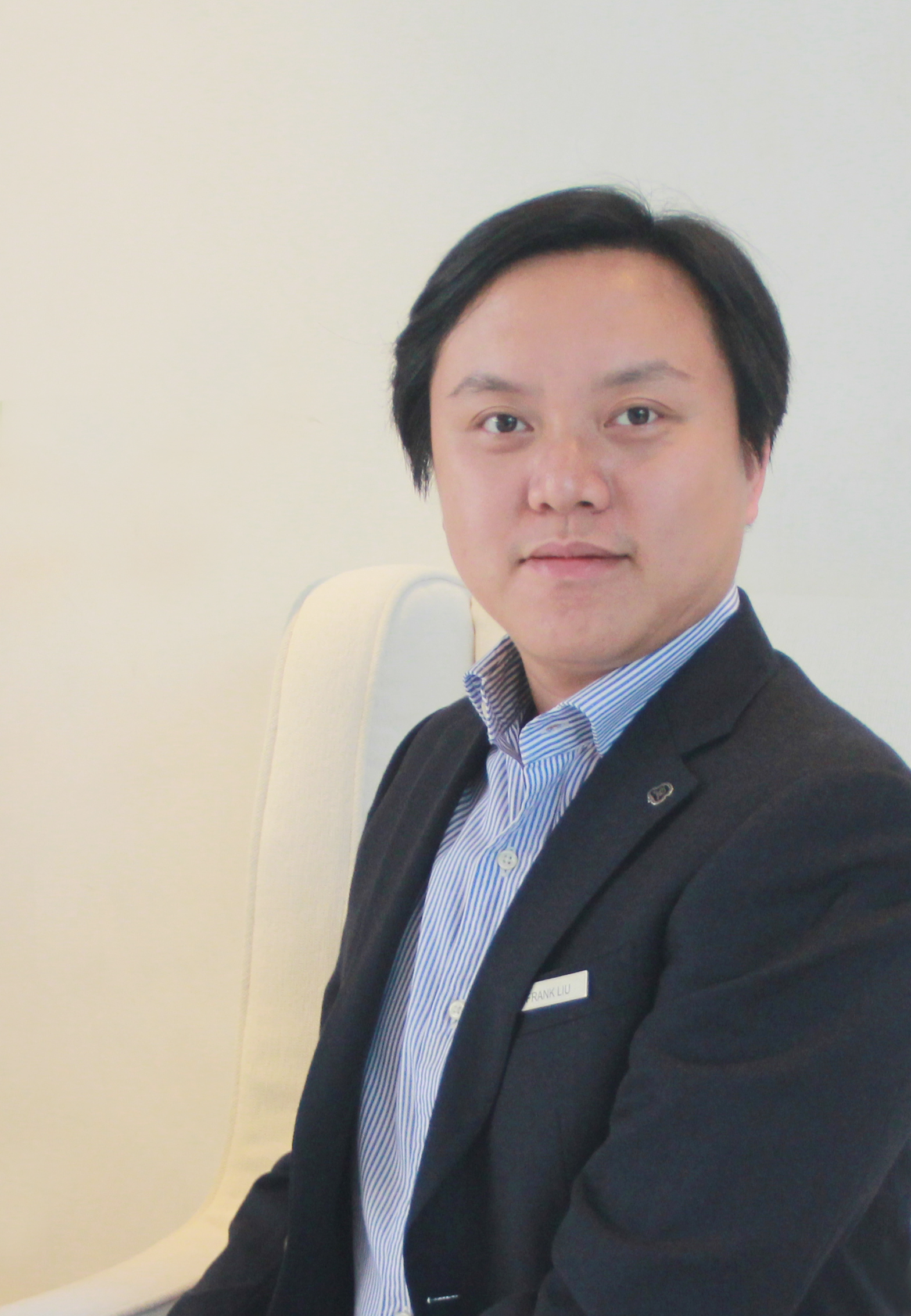 Frank Liu-photo1_wps图片.jpg