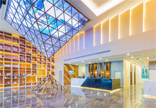 ZMAX&潮漫酒店多店盛启，共赴一场惬意春光！