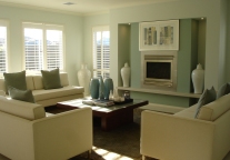 金地商置半年报：营收入近22亿元，同比减少56%