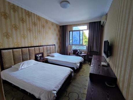 成都川西民俗玉华酒店2143万元成交