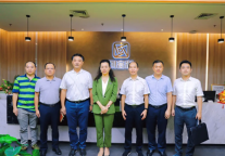 罗湖区委常委、统战部部长吴欢等一行赴创富港瑞思共享办公空间调研