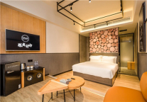 ZMAX洞察年轻群体的需求，与年轻人对话