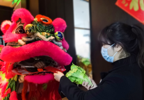 华住服务: 让春节里的旅人，留得安心，住得暖心