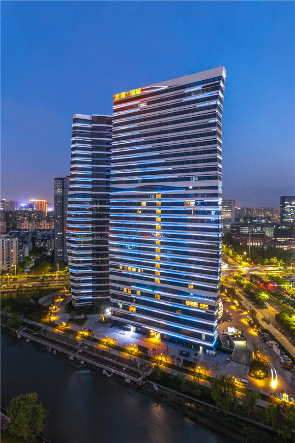 租赁住房-C3-龙湖重庆冠寓仙桃数据谷店.jpg