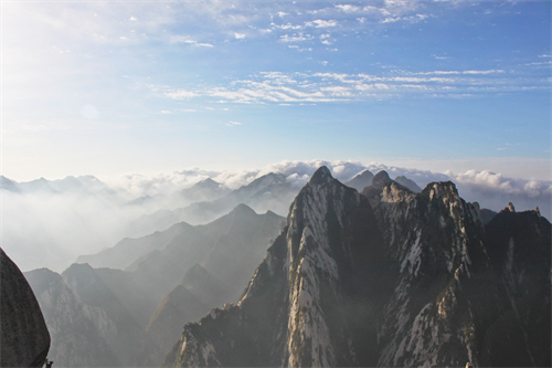 摄图网_500929534_陕西西安西岳华山云海（企业商用）.jpg
