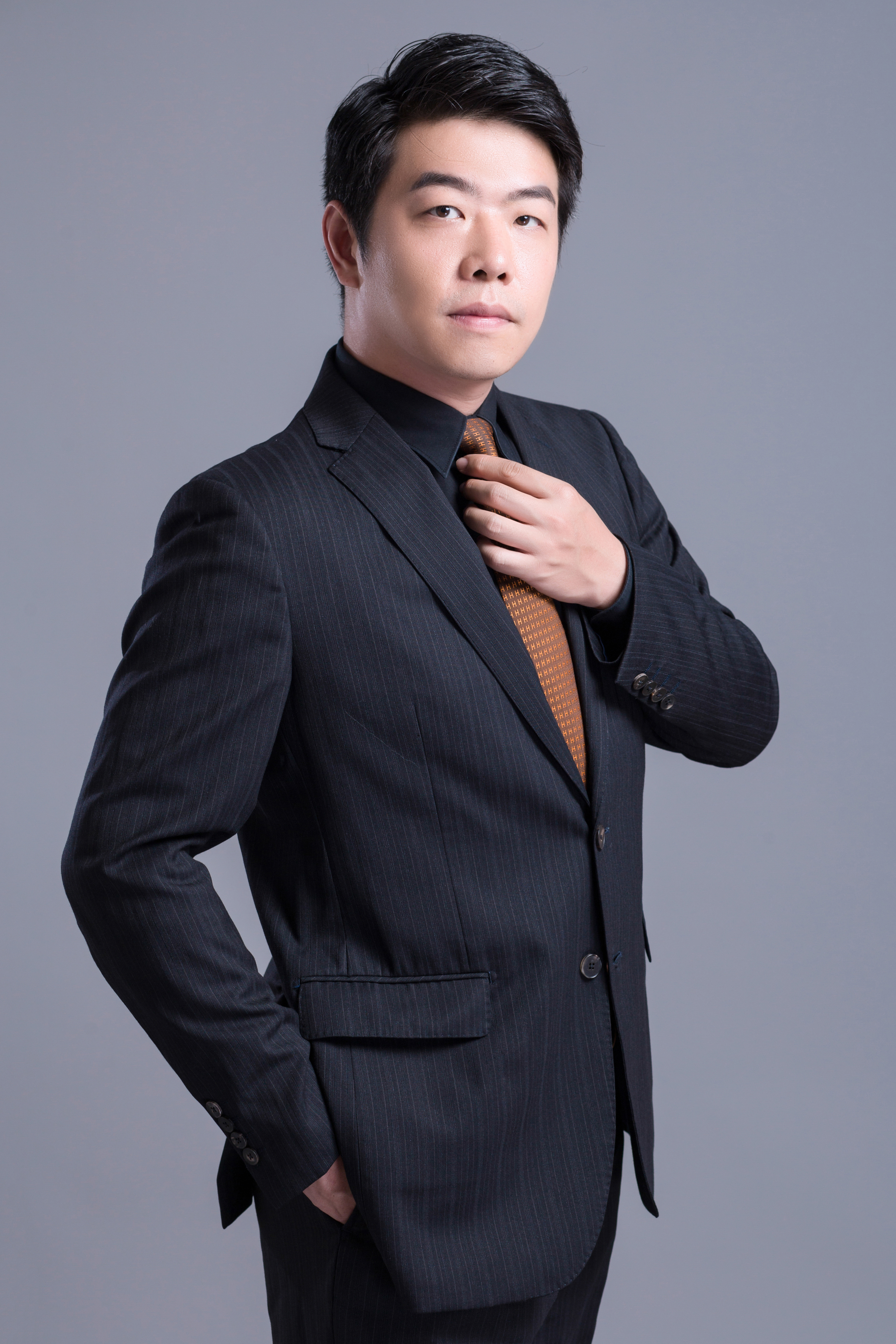 EAM Mr. Bobby Xu 徐伯韬_wps图片.jpg EAM Mr. Bobby Xu 徐伯韬_wps图片.jpg
