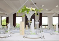 春节因素提振餐饮旅游板块 预制菜和冰雪游成新风口 