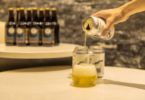 52个品牌10年酿造，被酒店业热吻的「生活方式」，真香吗？｜商业评论