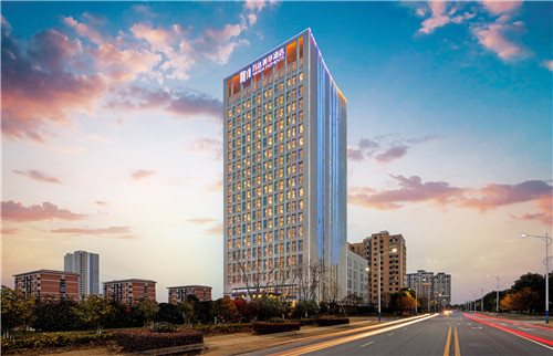 泰兴万达美华酒店  大楼.jpg