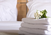 周末酒店、小红书等多款违规App被工信部通报